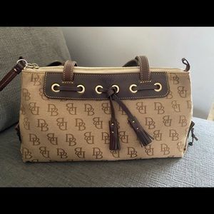 D & B purse